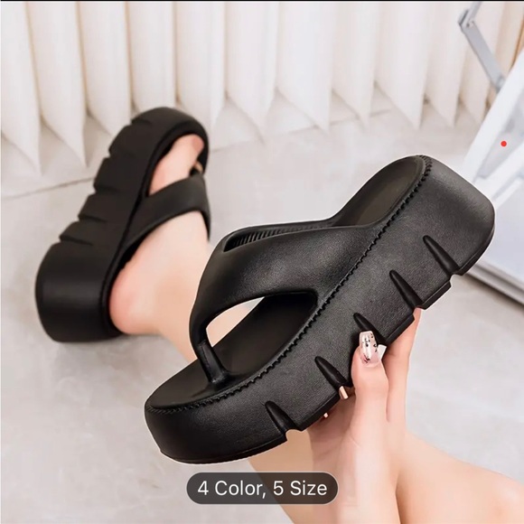 Black Slides for Women - Picture 5 of 5